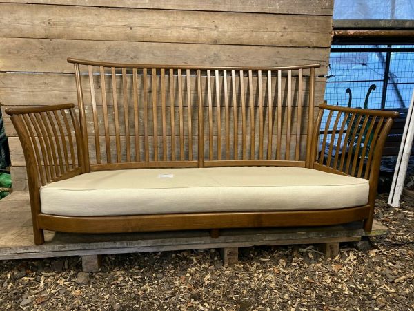 Ercol Renaissance 2 Seater Sofa Settee Golden Dawn Millgate Reclemation